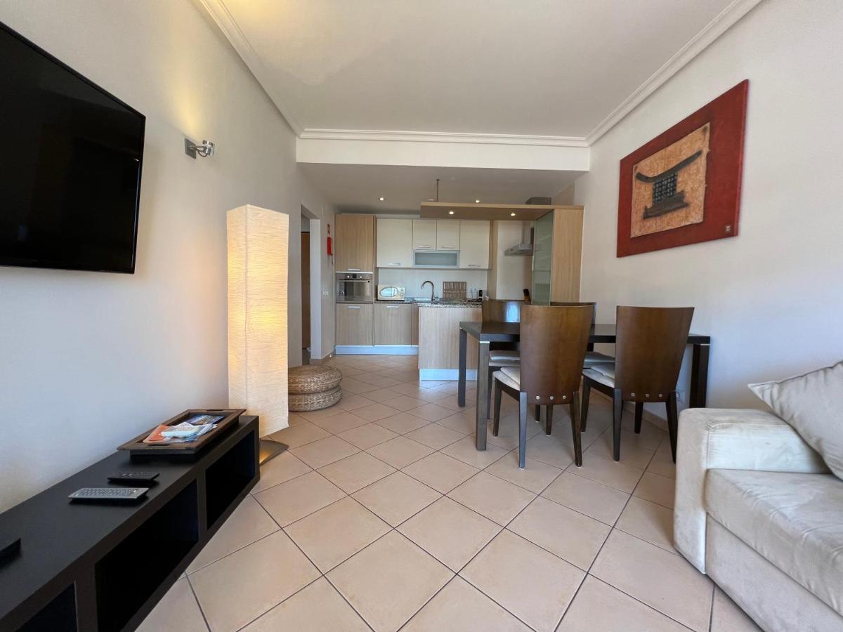 Casa Sol, Fast Wifi, Airco, Swimming Pool Near The Beach Praia Da Rocha Portimão Exteriör bild